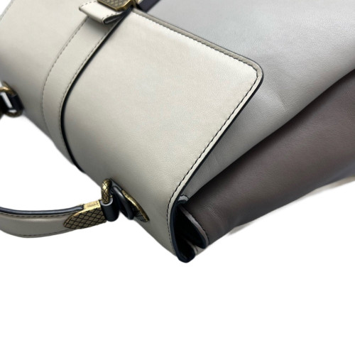 Bottega Veneta Medium Piazza Bag Calfskin White Grey Bottega Veneta Medium Piazza Bag Calfskin White Grey