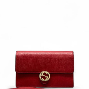 Gucci Interlocking G Chain Wallet Grained Calfskin Red