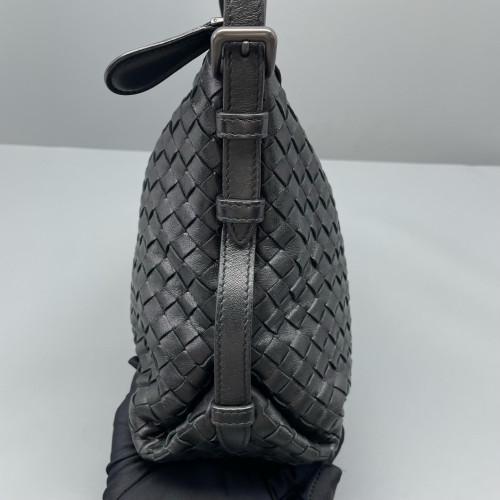 Bottega Veneta Shoulder Bag Calfskin Intrecciato Black