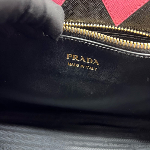 Prada Medium Esplanade Saffiano Calfskin Black
