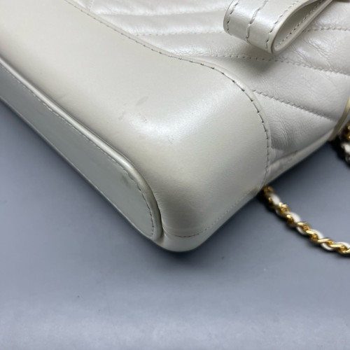 Chanel Quilted Chevron Quilted Small Gabrielle Hobo Calfskin White