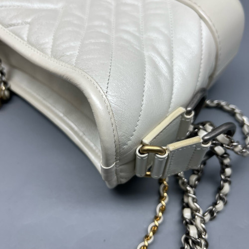 Chanel Quilted Chevron Quilted Small Gabrielle Hobo Calfskin White