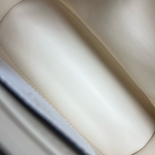 Louis Vuitton Twist MM Epi White