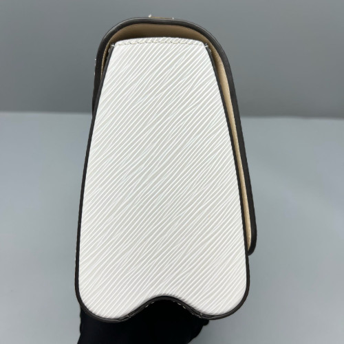 Louis Vuitton Twist MM Epi White