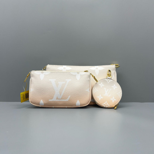 Louis Vuitton Multi Pochette Accessories Empreinte Monogram Giant White Saffron