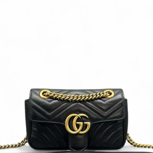 Gucci Chevron Mini GG Marmont Calfskin Black Gucci Chevron Mini GG Marmont Calfskin Black