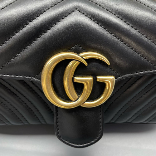 Gucci Chevron Mini GG Marmont Calfskin Black Gucci Chevron Mini GG Marmont Calfskin Black