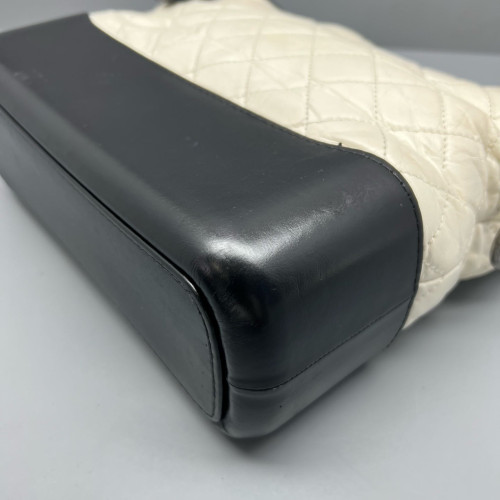 Chanel Quilted Medium Gabrielle Hobo Calfskin White Black