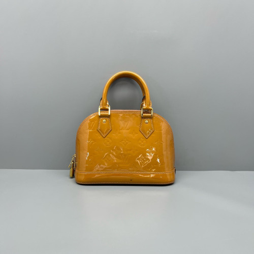 Louis Vuitton Alma BB Vernis Brown