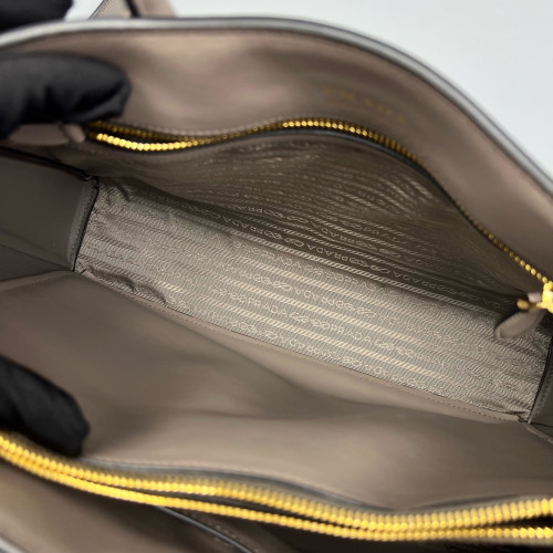 Prada Galleria Tote Calfskin Grey