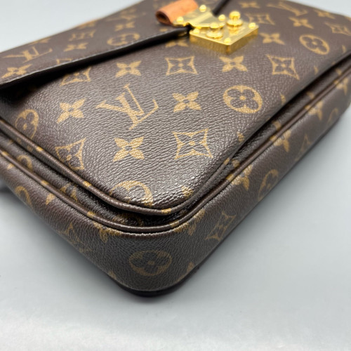 Louis Vuitton Pochette Metis Monogram Brown