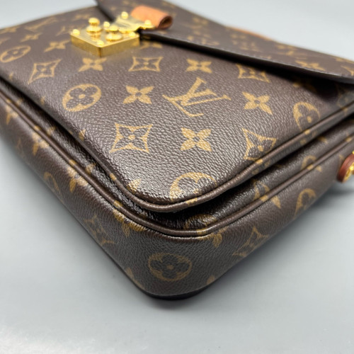 Louis Vuitton Pochette Metis Monogram Brown