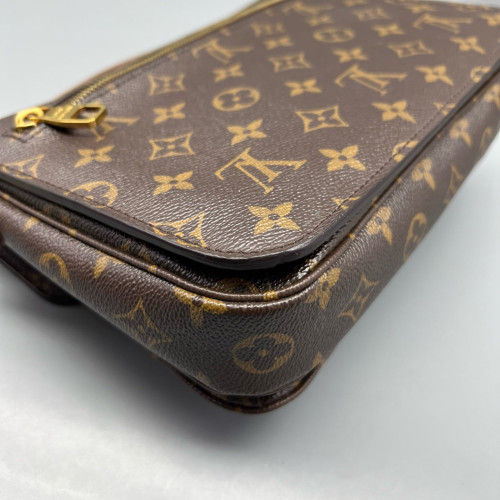 Louis Vuitton Pochette Metis Monogram Brown