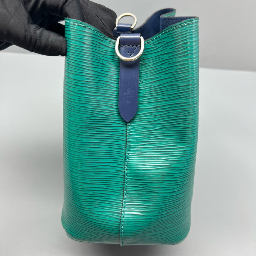 Louis Vuitton Neonoe BB Epi Green