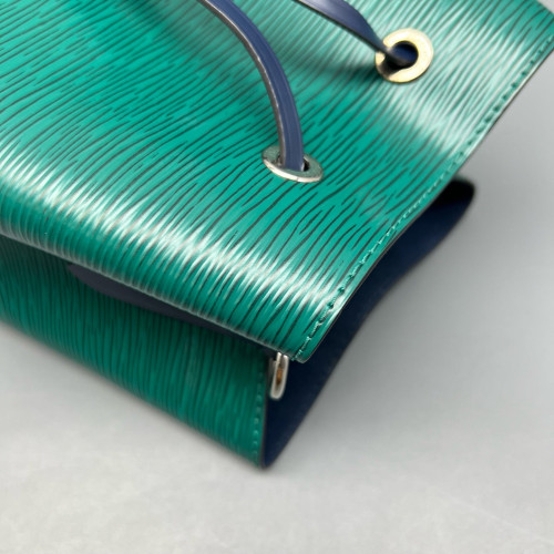 Louis Vuitton Neonoe BB Epi Green