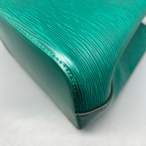 Louis Vuitton Neonoe BB Epi Green