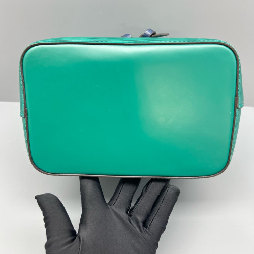 Louis Vuitton Neonoe BB Epi Green