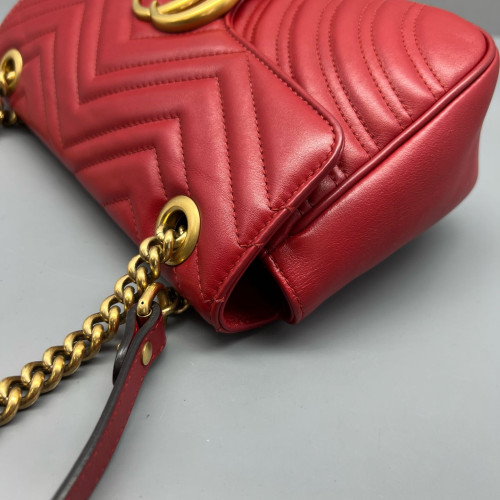 Gucci Chevron Small GG Marmont Calfskin Red Gucci Chevron Small GG Marmont Calfskin Red