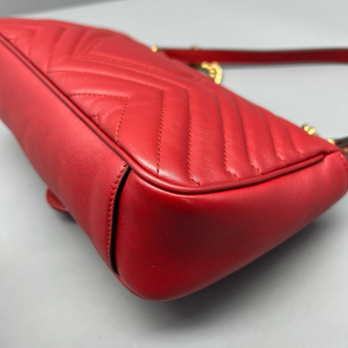 Gucci Chevron Small GG Marmont Calfskin Red Gucci Chevron Small GG Marmont Calfskin Red