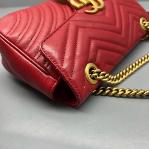 Gucci Chevron Small GG Marmont Calfskin Red Gucci Chevron Small GG Marmont Calfskin Red