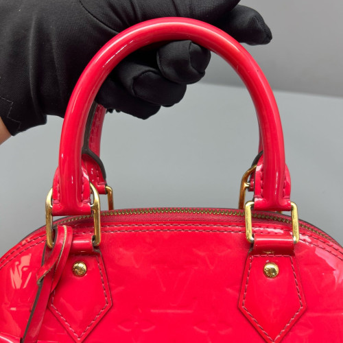 Louis Vuitton Alma BB Vernis Red