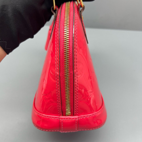Louis Vuitton Alma BB Vernis Red
