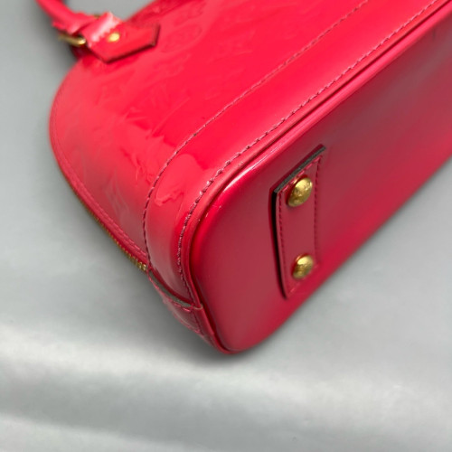 Louis Vuitton Alma BB Vernis Red