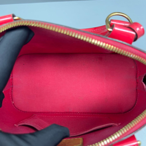 Louis Vuitton Alma BB Vernis Red