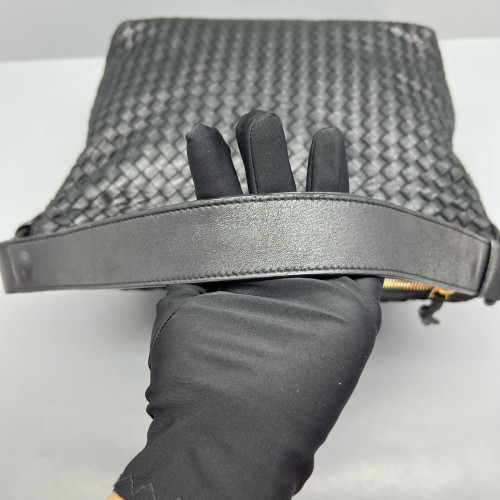 Bottega Veneta Tote Bag Calfskin Intrecciato Black