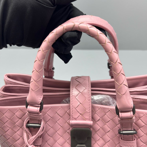 Bottega Veneta Small Roma Tote Bag Calfskin Intrecciato Pale Orchid