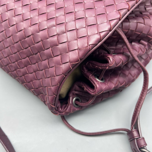 Bottega Veneta Shoulder Bag Calfskin Intrecciato Plum Purple