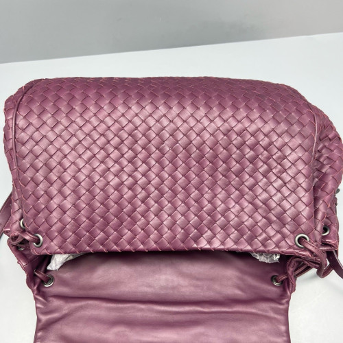 Bottega Veneta Shoulder Bag Calfskin Intrecciato Plum Purple