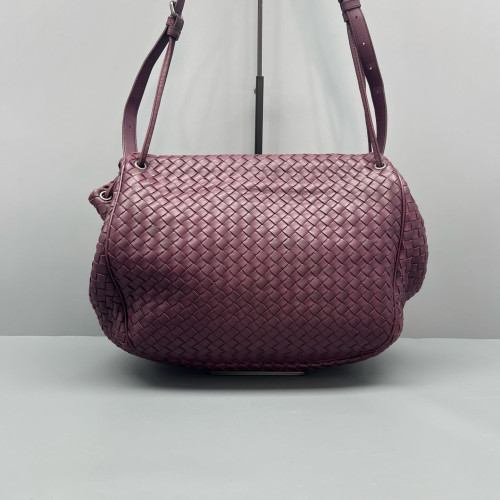 Bottega Veneta Shoulder Bag Calfskin Intrecciato Plum Purple