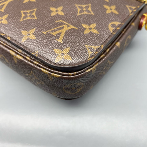 Louis Vuitton Pochette Metis Monogram Brown