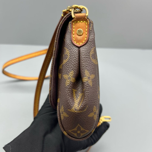 Louis Vuitton Favorite MM Monogram Brown