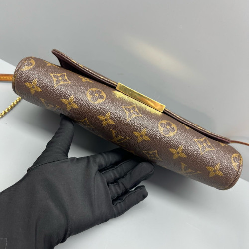 Louis Vuitton Favorite MM Monogram Brown