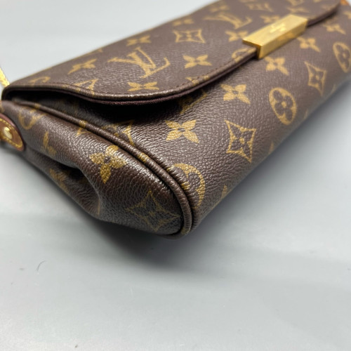 Louis Vuitton Favorite MM Monogram Brown