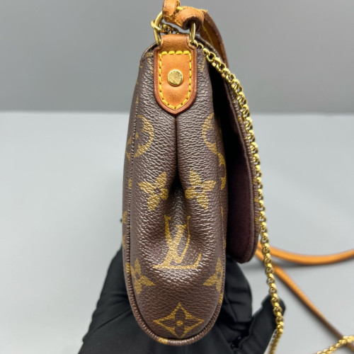 Louis Vuitton Favorite MM Monogram Brown