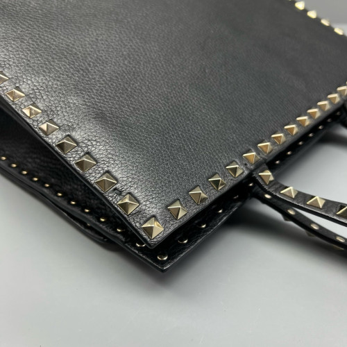 Valentino Rockstud Tote Bag Grained Calfskin Black