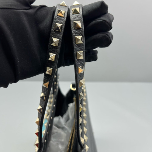 Valentino Rockstud Tote Bag Grained Calfskin Black