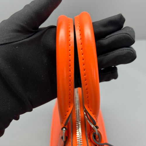 Louis Vuitton Alma BB Epi Orange