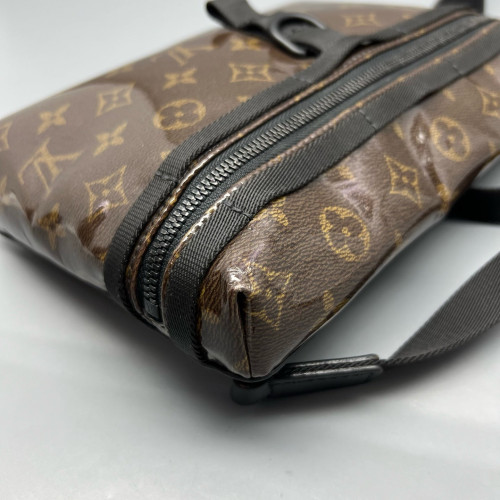 Louis Vuitton Messenger Monogram Brown Black