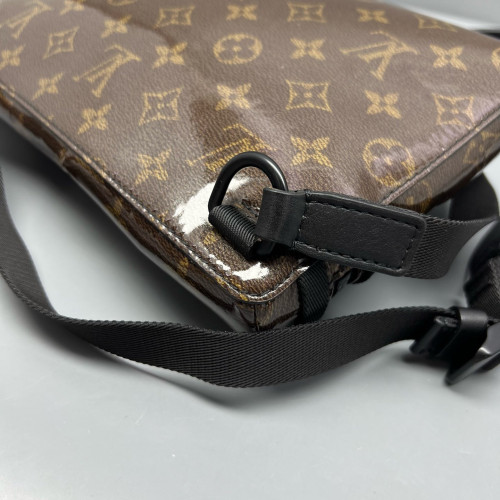 Louis Vuitton Messenger Monogram Brown Black
