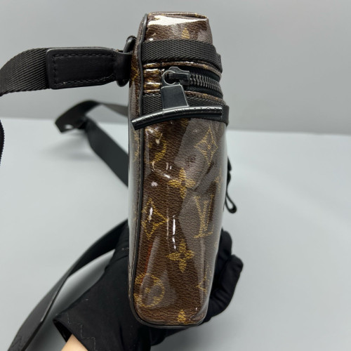 Louis Vuitton Messenger Monogram Brown Black