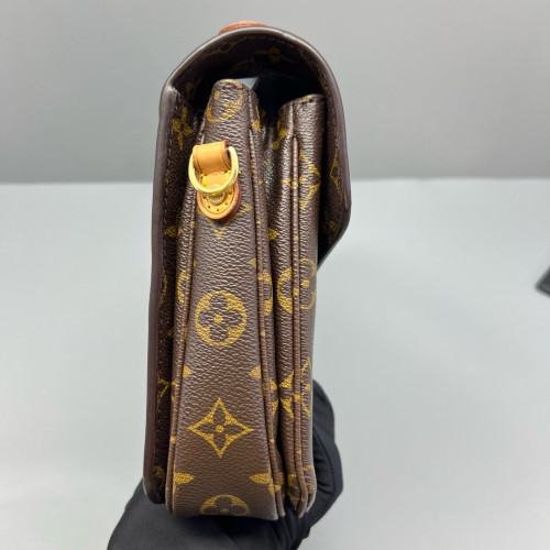 Louis Vuitton Pochette Metis Monogram Brown