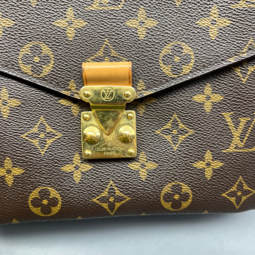Louis Vuitton Pochette Metis Monogram Brown