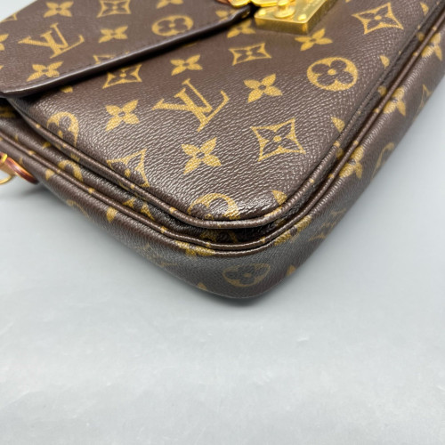Louis Vuitton Pochette Metis Monogram Brown