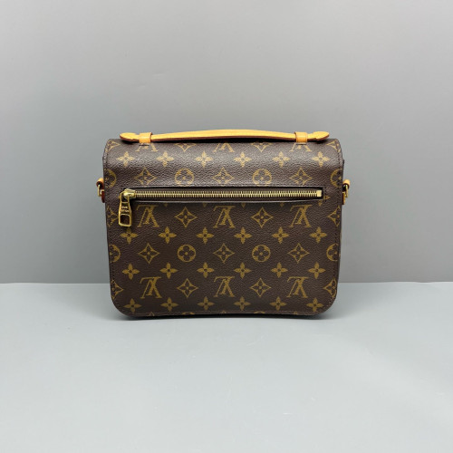 Louis Vuitton Pochette Metis Monogram Brown