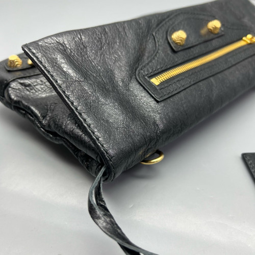 Balenciaga Giant 12 Envelope Clutch Corssbody Bag Arena Lambskin Black