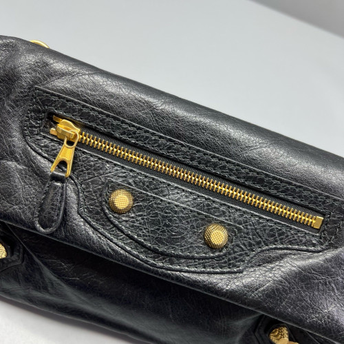 Balenciaga Giant 12 Envelope Clutch Corssbody Bag Arena Lambskin Black